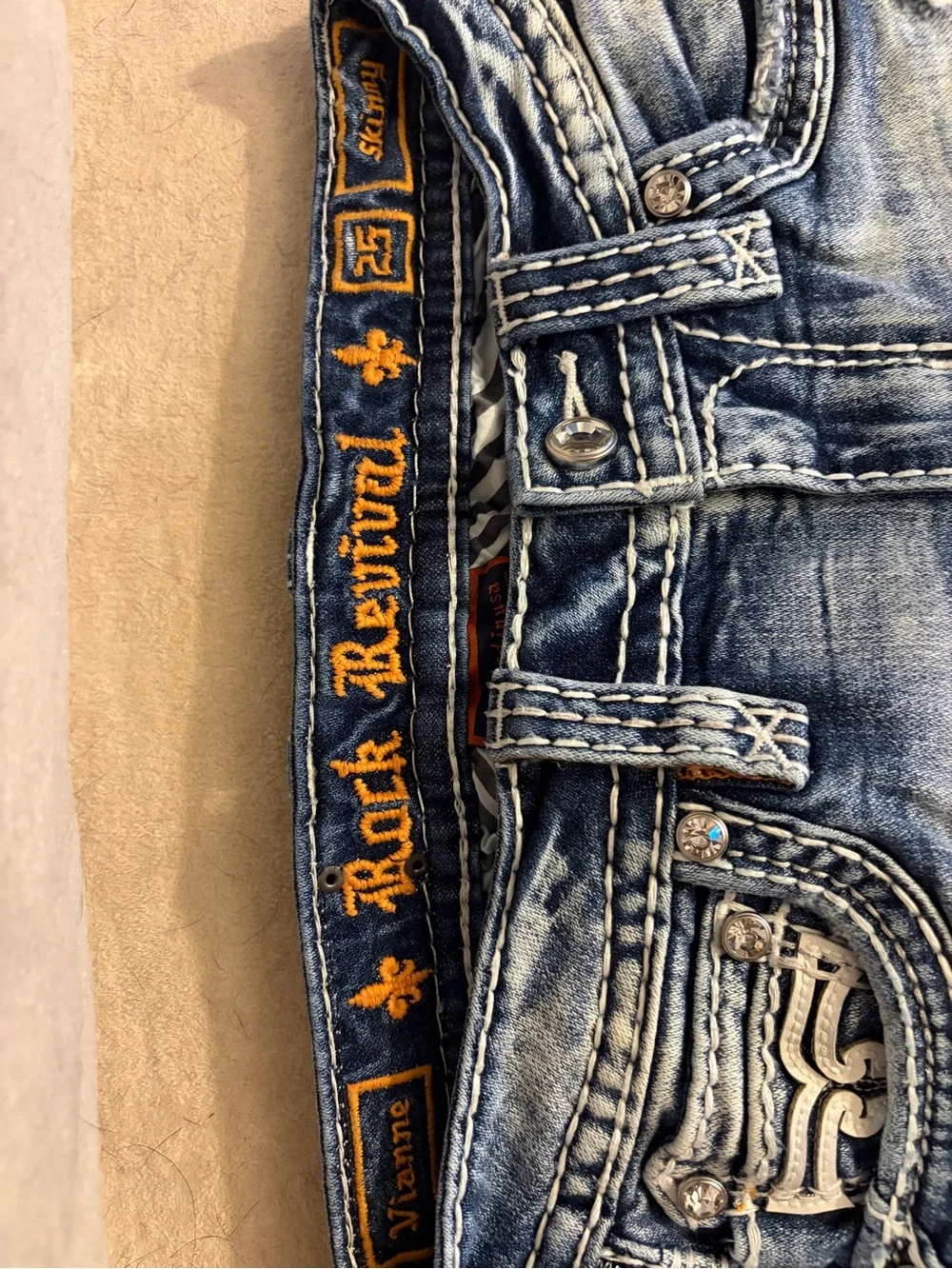Rock Revival Vianne Skinny Jeans Flap Pocket Rhinestone – Size 25